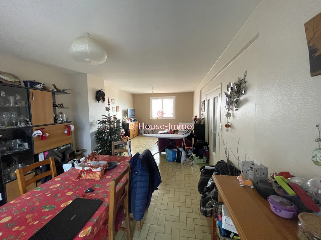 Salle à manger - Maison avec Deux Appartements à Longvic