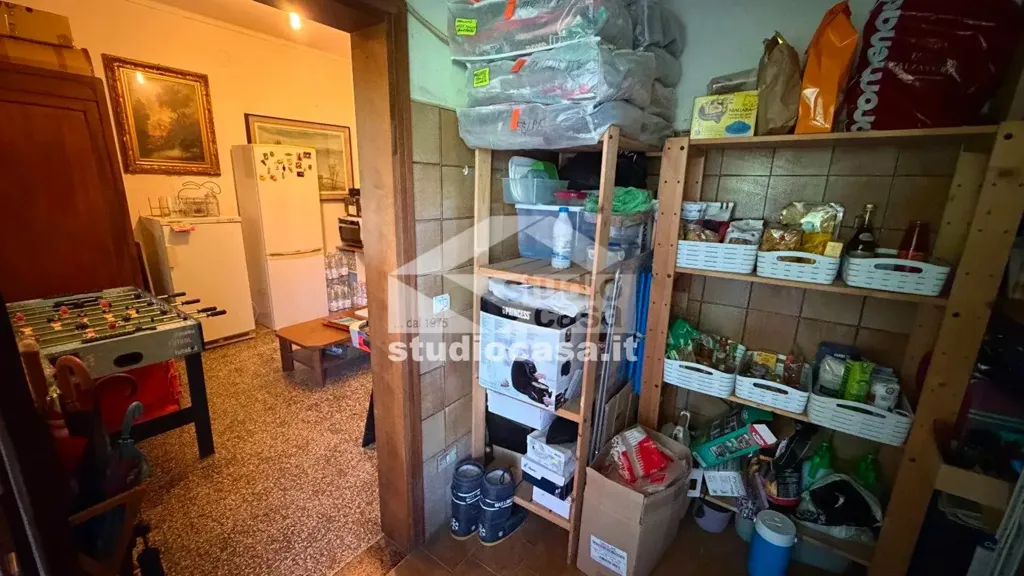 Buanderie - Villa with Three Apartments in Crema