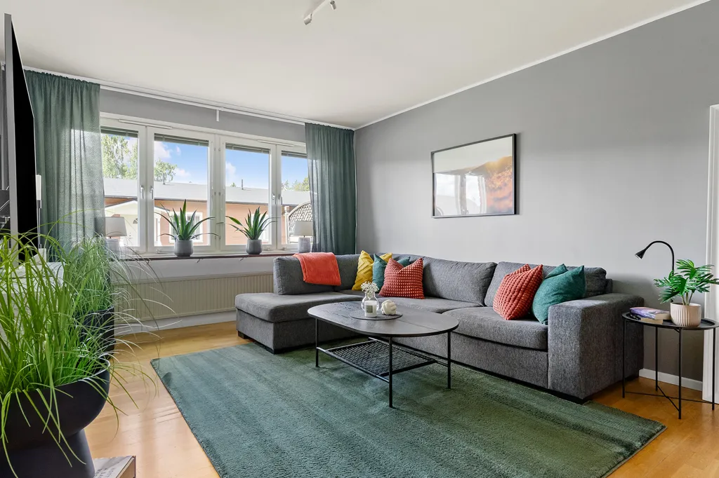 Living Room - Apartment with Garden in Brunflo