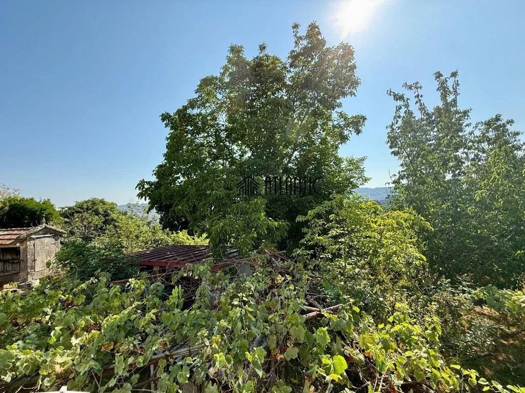 Aed - Development Land with Hórreo in Vigo