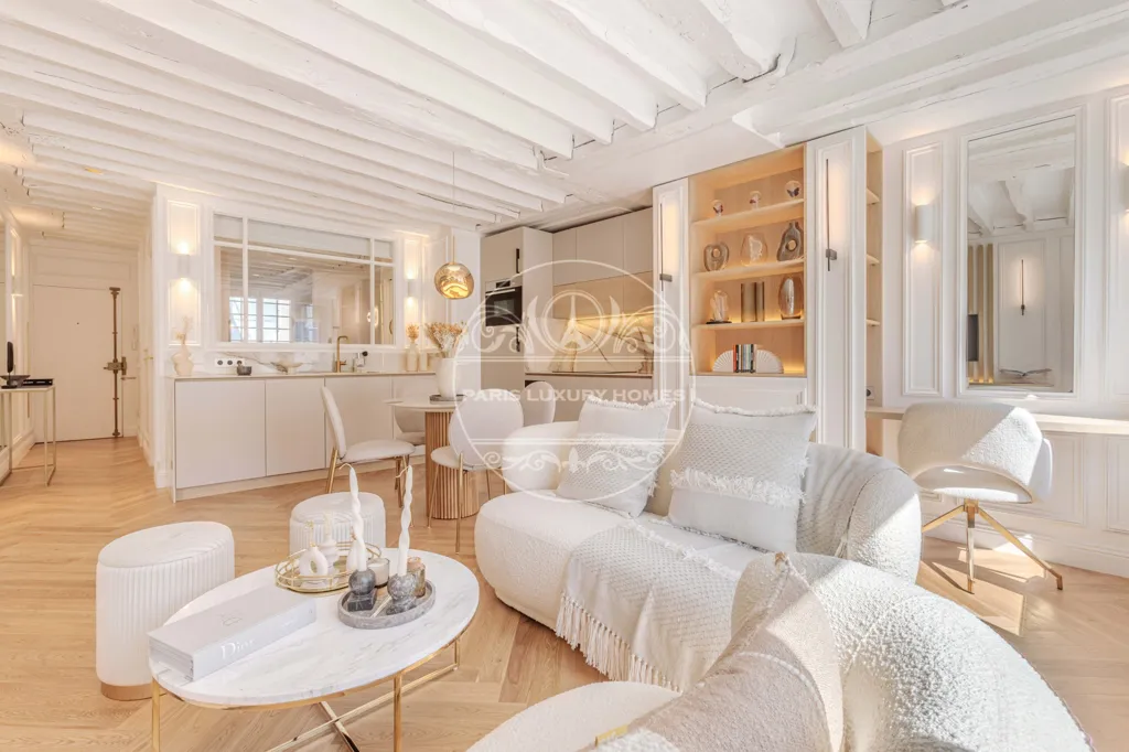 Living Room - Luxury Flat on Rue Saint-Honoré, Paris
