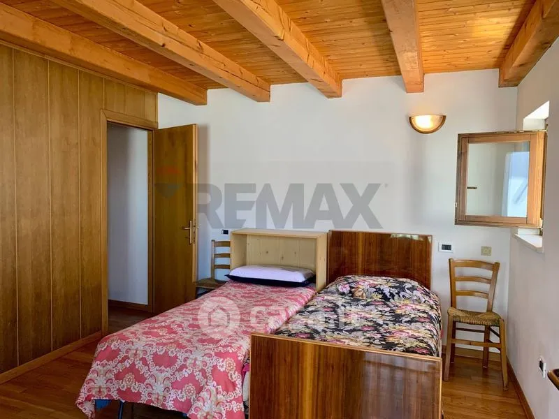 Bedrooms - Two-Unit Property with Garden in Feltre