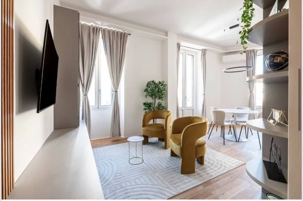Elutuba - Luxury Flat with Balcony in Milan