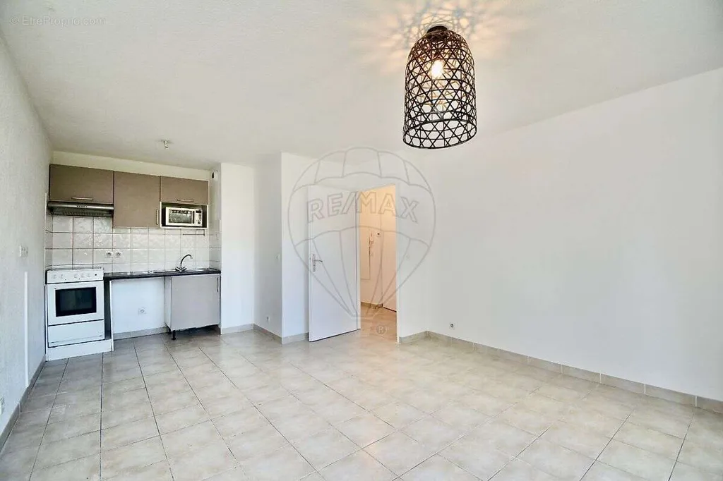 Appartement 2 pièces à Cagnes-Sur-Mer