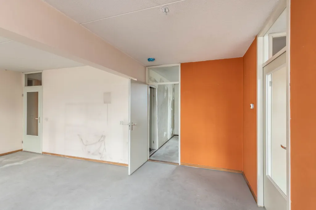 Pièces - Apartment with Two Balconies in Amsterdam-Oost