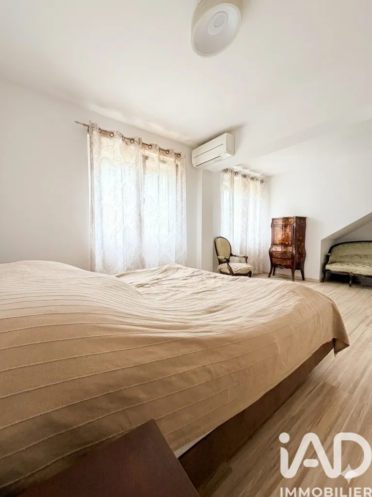 Chambres - Maison Traditionnelle avec Studio à Canet-en-Roussillon