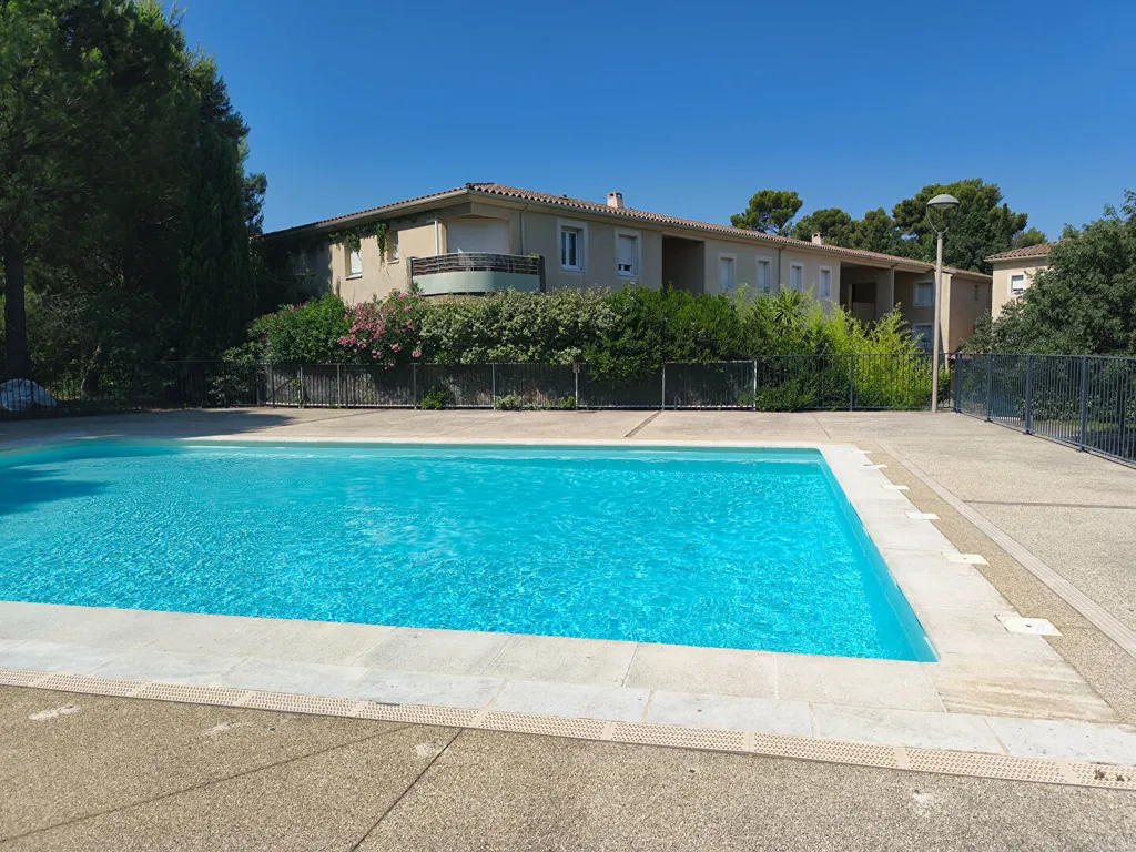 Bassein - T2 with Garden near Avignon