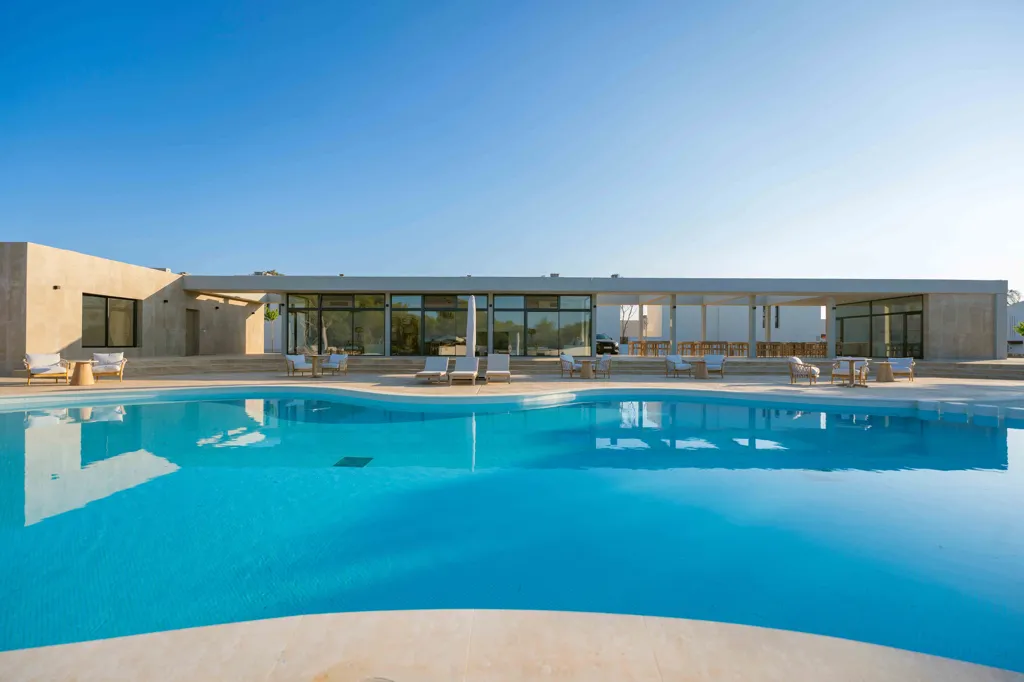 Bassein - New Villa with Private Pool in Es Mercadal