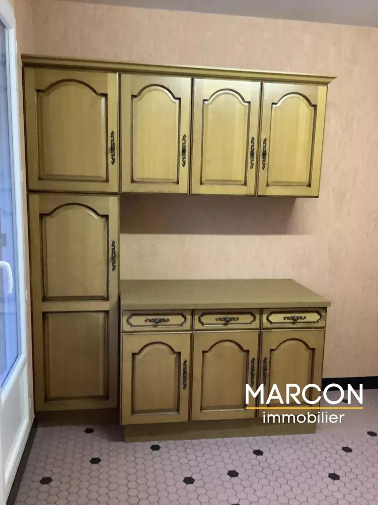 Cucina - Flat with Balcony in Aubusson
