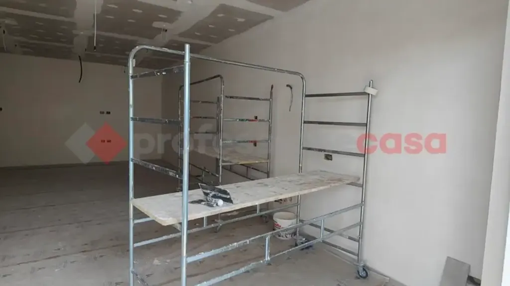 Rooms - Four-Bedroom Apartment in Frattamaggiore