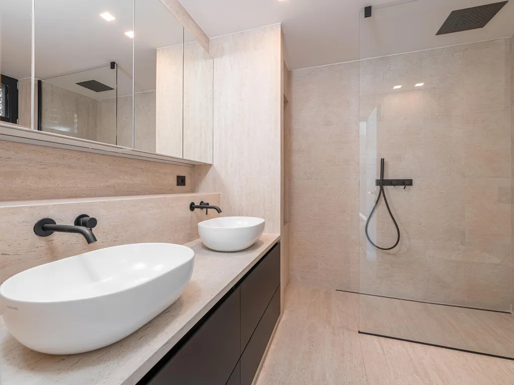 Vannitoad - Modern Villa with Lake View in Torno