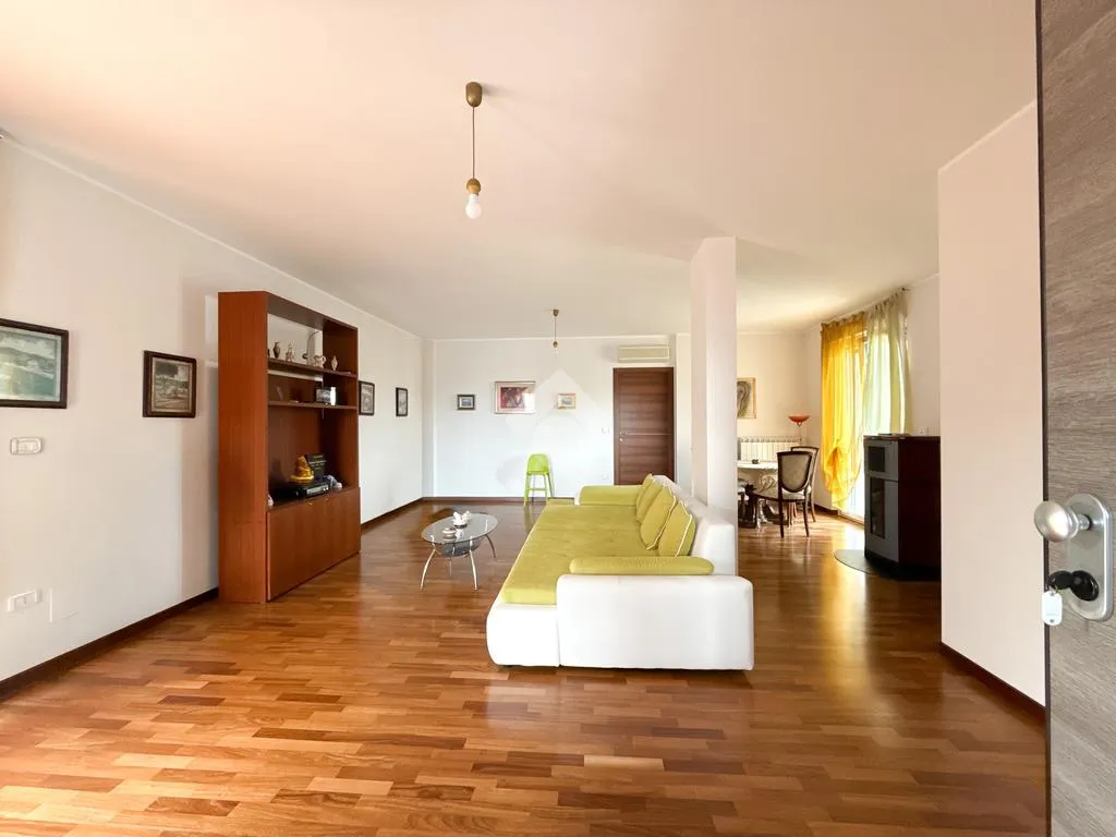 Elutuba - Apartment with Terraces in Sambuceto