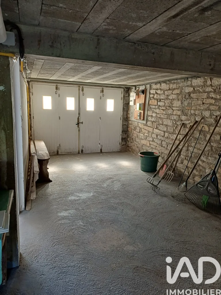 Garaje - Detached House with Garden in Questembert