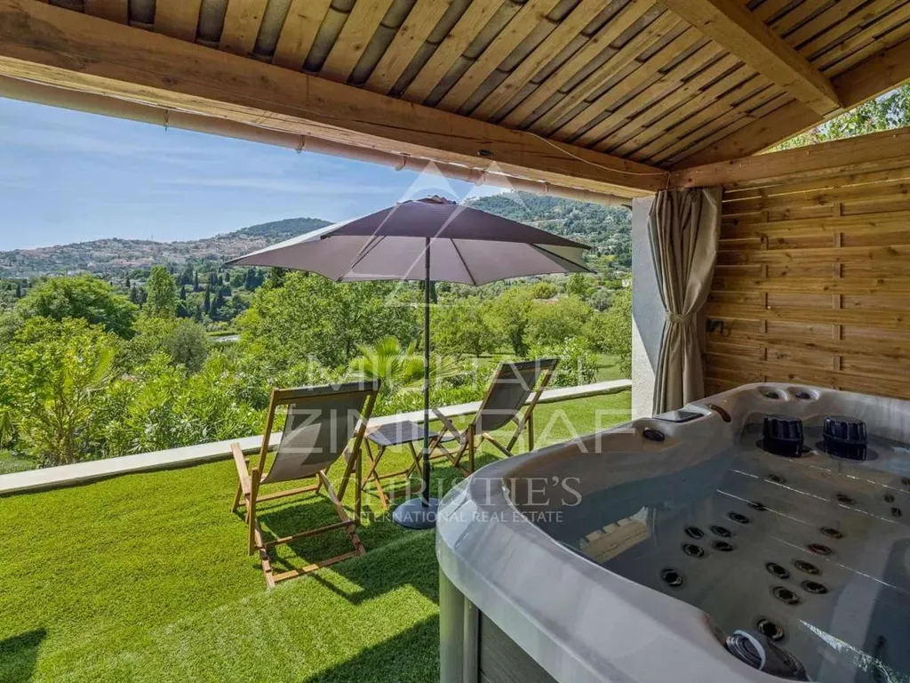 Terrass - Provençal Villa with Pool in Grasse