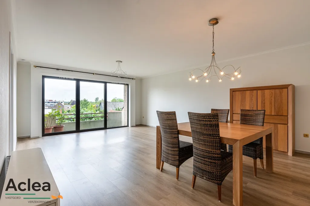 Salle à manger - Appartement avec 2 Terrasses au Centre d'Eeklo