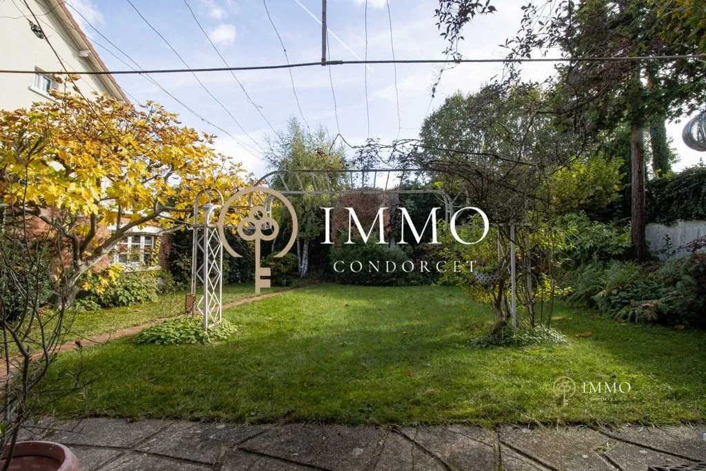 Aed - Charming House with Garden in Bourg-la-Reine