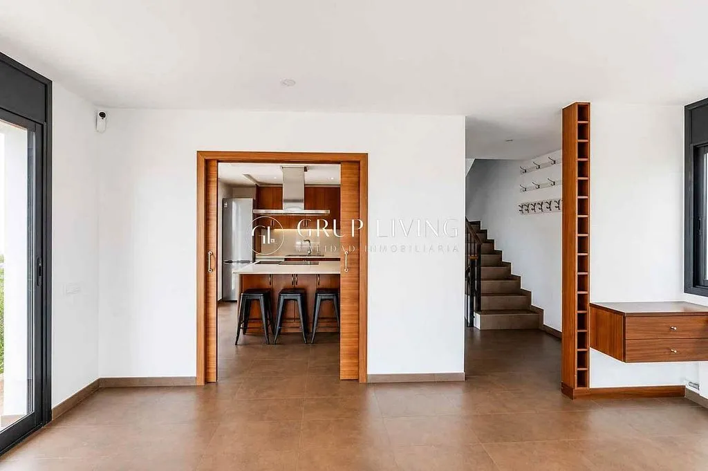 Elutuba - Charm Villa with Pool in Vallpineda