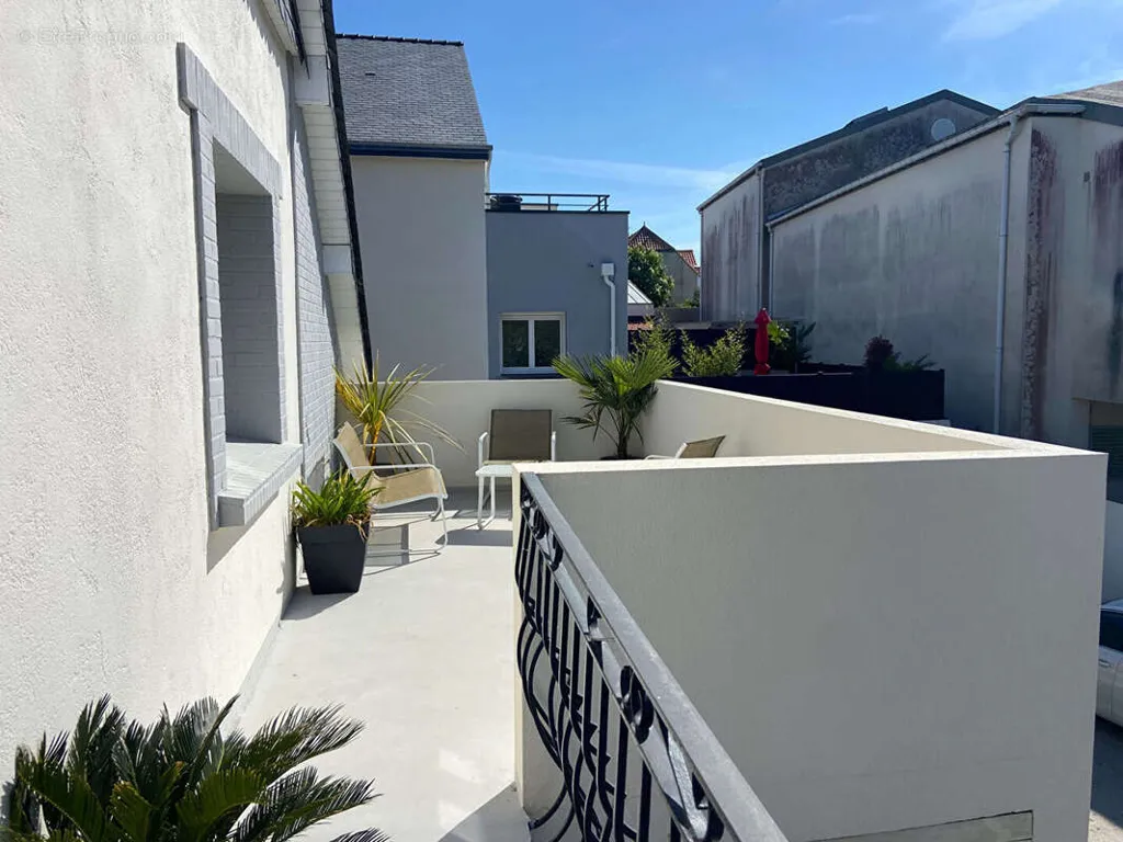 Terrasse - Duplex Rénové avec Terrasse Sud à Saint-Marc-sur-Mer