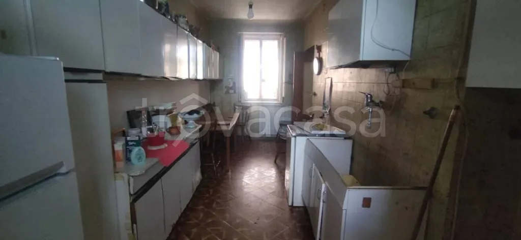 Cuisine - Historic Villa with Loggia in Caserta