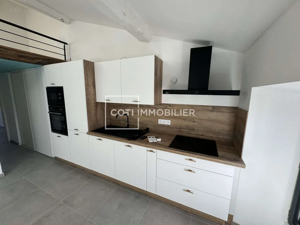 Cucina - Modernised 2-Bed Apartment in Propriano Centre