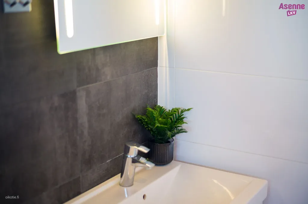 Salles de bain - Modernised Apartment with Sauna in Emola, Mikkeli