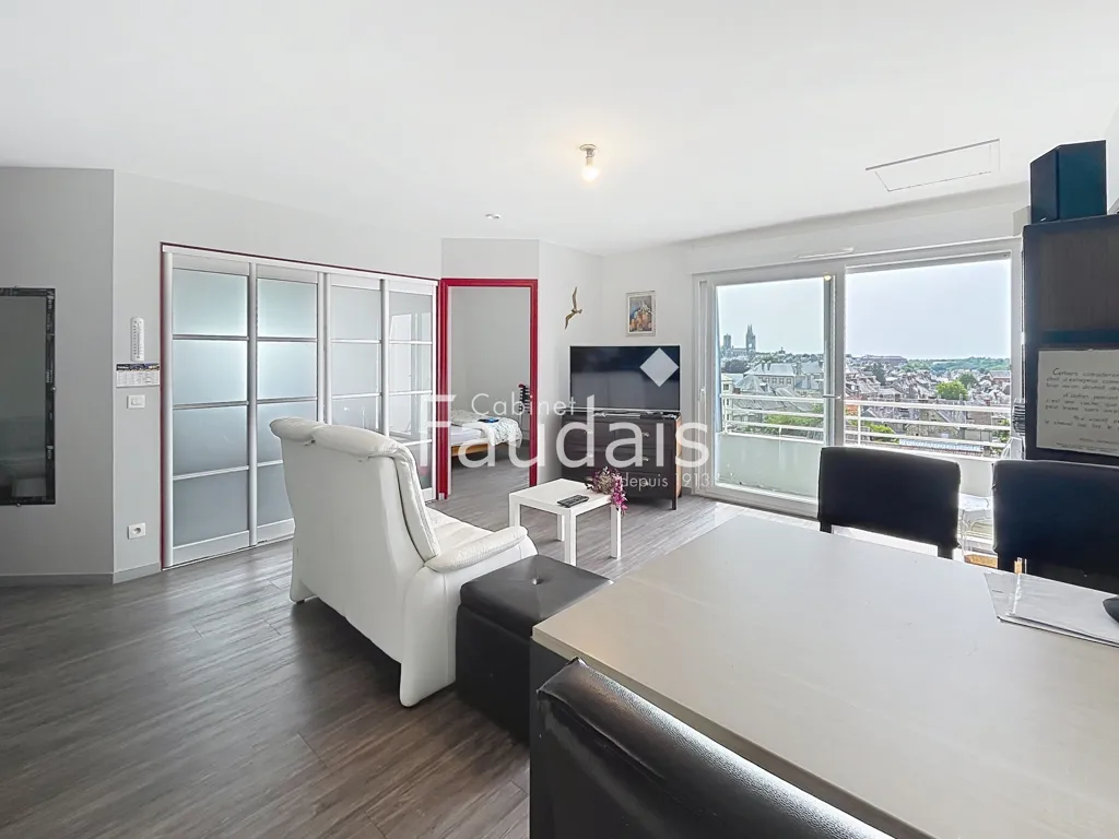 Séjour - Appartement avec Balcon et Vue sur Coutances