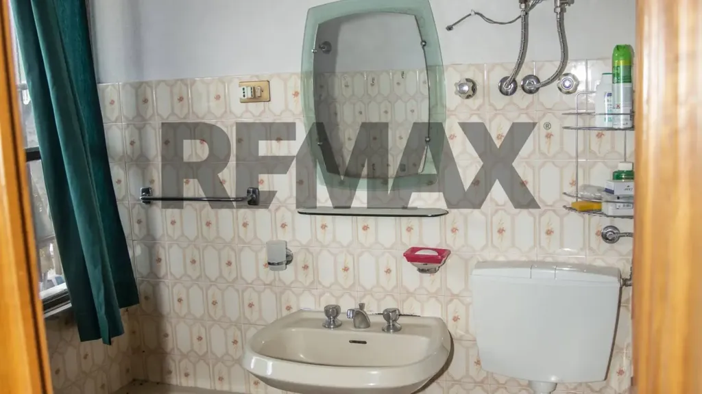 Bathrooms - Semi-detached House with Terrace in Fabrizia