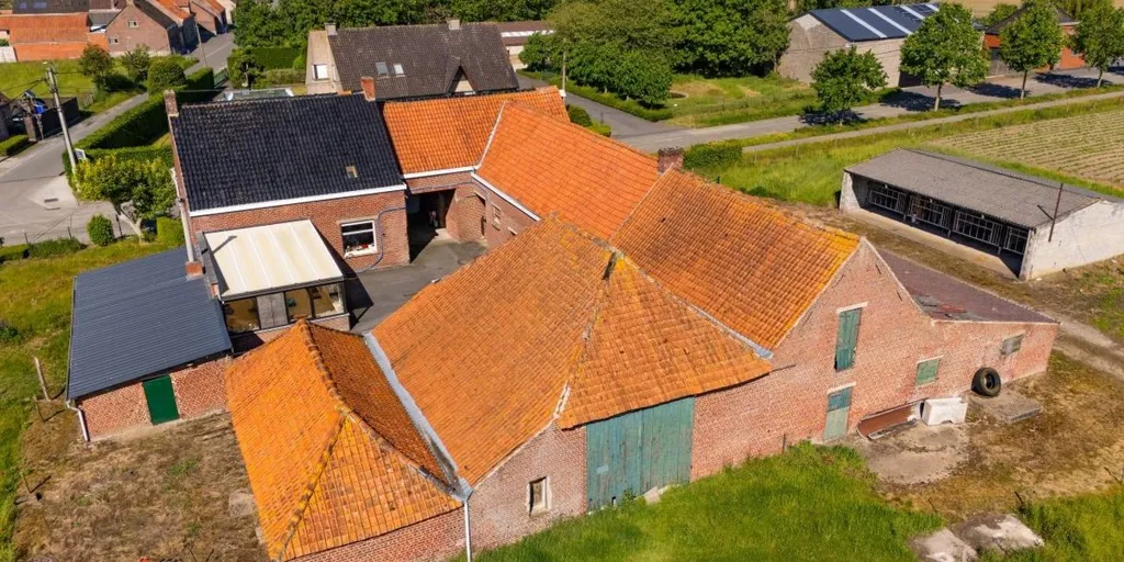 Vue aérienne - Hoeve à Rénover avec Jardin à Kortemark