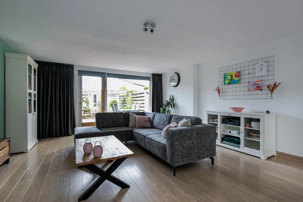 Soggiorno - Spacious Semi-detached House with Garden in Middelaar