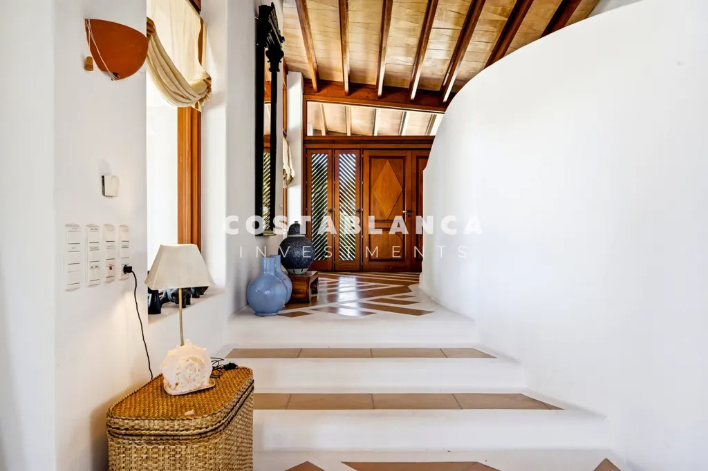 Entrée - First Line Villa with Sea Views in Altea Hills