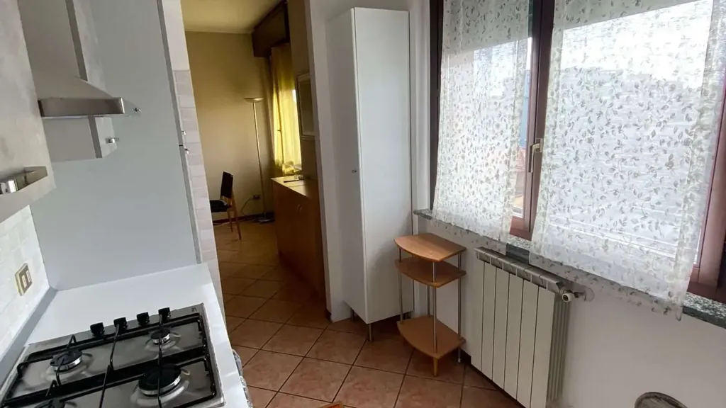 Cucina - Modern Studio with Lift in Castellanza