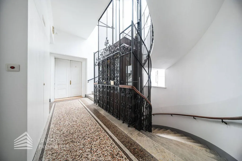 Pièces - Designer Apartment with Balcony in Vienna Centre