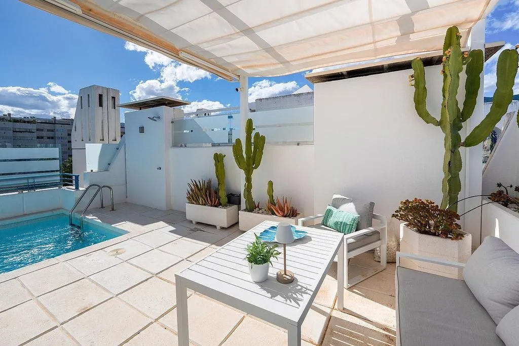 Bassein - Duplex Penthouse with Pool in Marbella