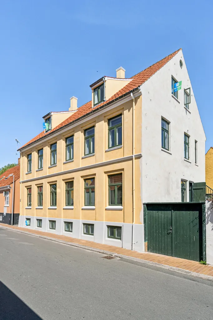 Esterno - Historic Apartment with Harbour View in Svaneke