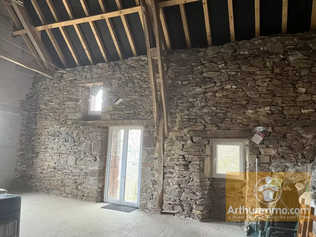 Toad - Renovated Barn with Panoramic View in Saint-Pierre-de-Nogaret