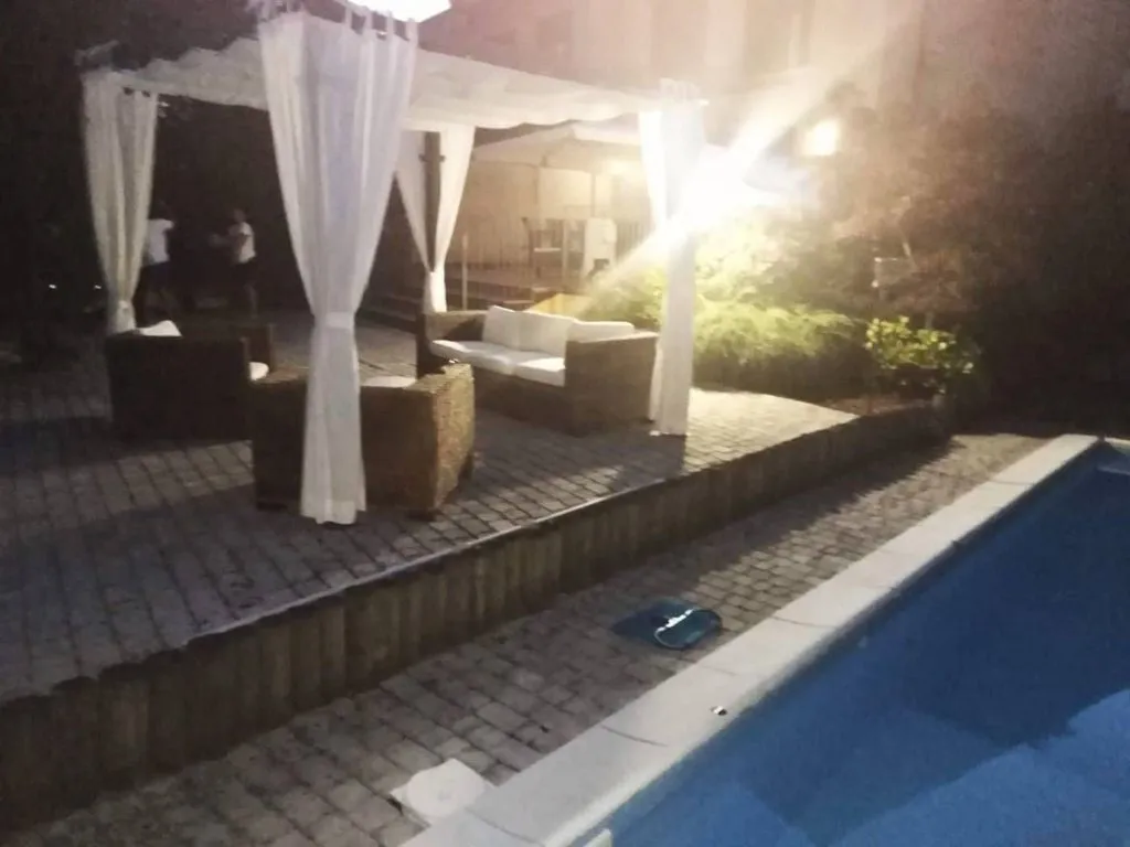 Piscina - Luxury Terraced House with Pool in Parma