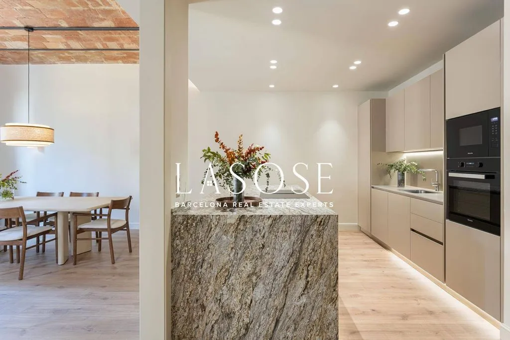 Köök - Luxury Apartment in Eixample Dret, Barcelona