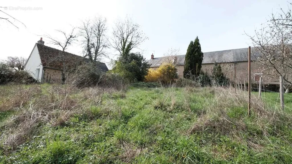 Aed - Large Semi-Detached House with Garden in Onlay