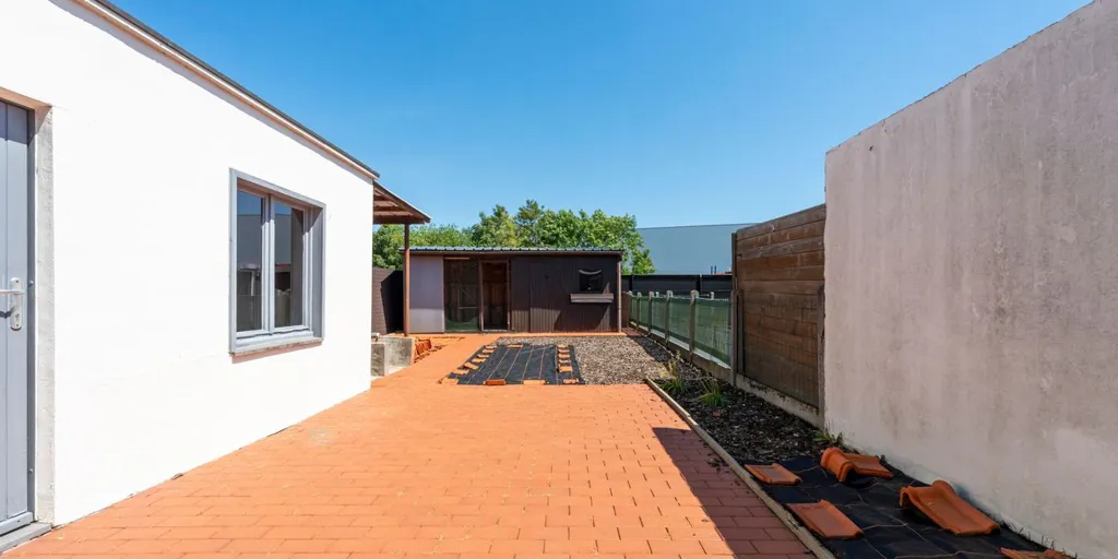 Aed - House for Refreshing in Gullegem