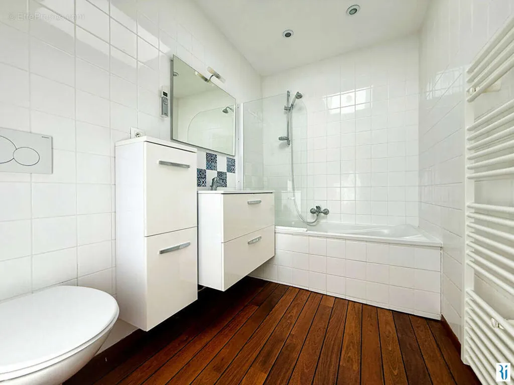 Bagni - Duplex Apartment with City View in Rouen Centre