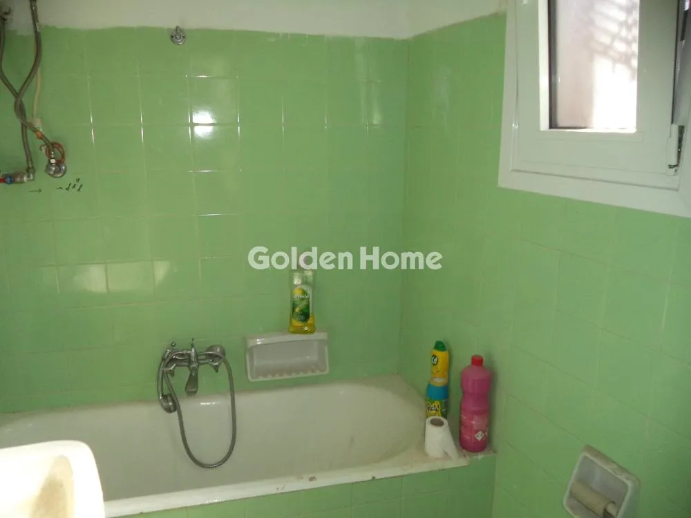 Vannitoad - Partially Renovated Villa in Egio Centre
