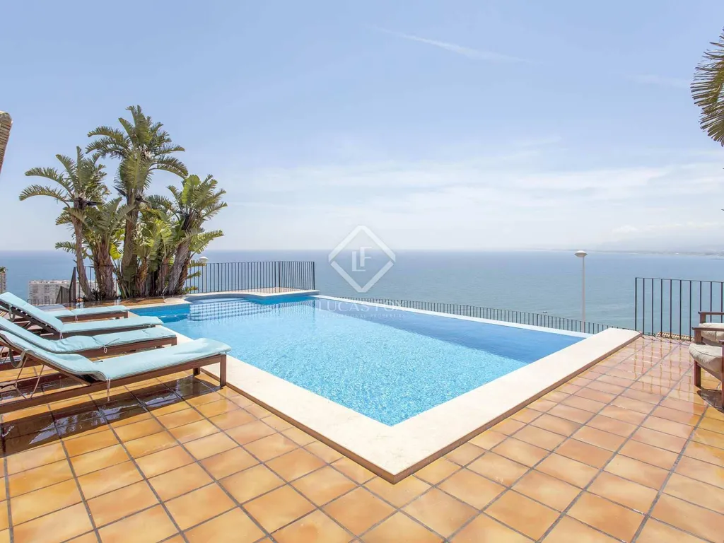 pool_area