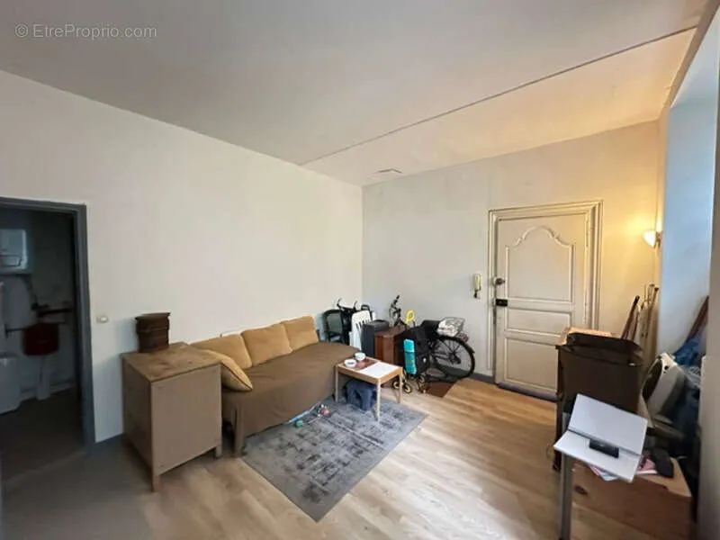 Elutuba - Charming T2 with Private Garden in Angoulême Centre