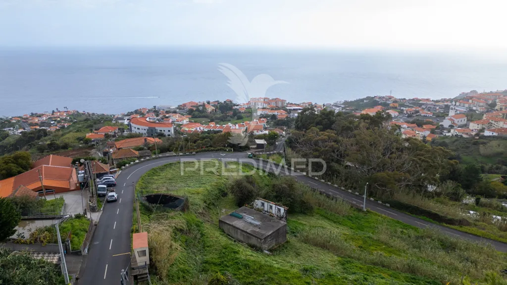 Vue aérienne - Buildable Plot with Sea View in Caniço