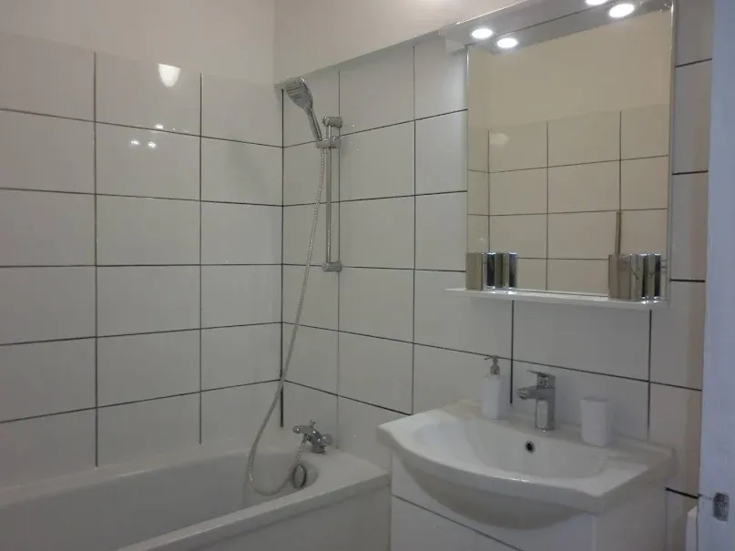 Bathrooms - Meubled Studio with Balcony in Aubervilliers