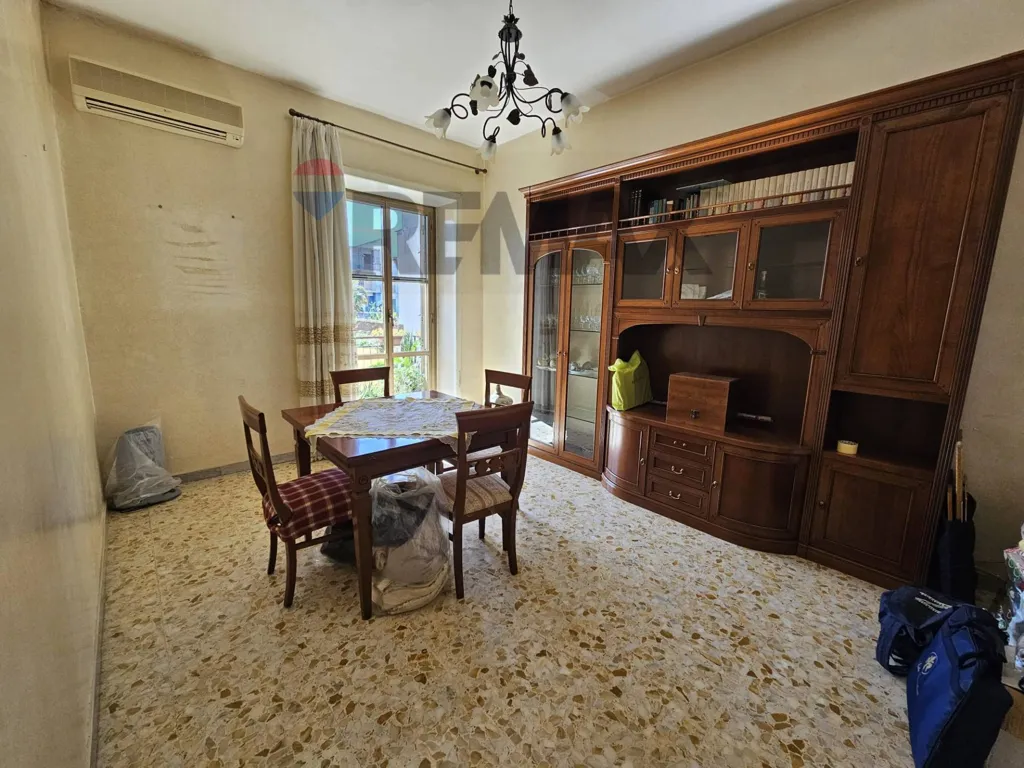 Söögituba - Three-Bedroom Apartment with Balcony in Afragola