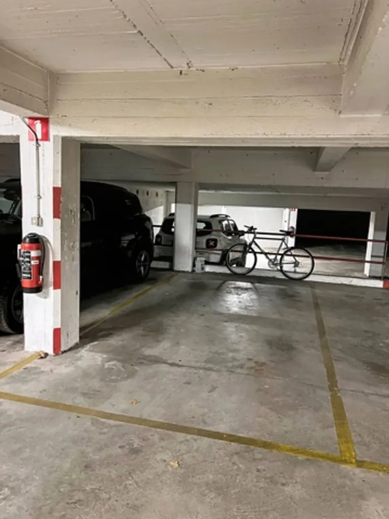 Garage - Studio with Terrace in Watermael-Boitsfort