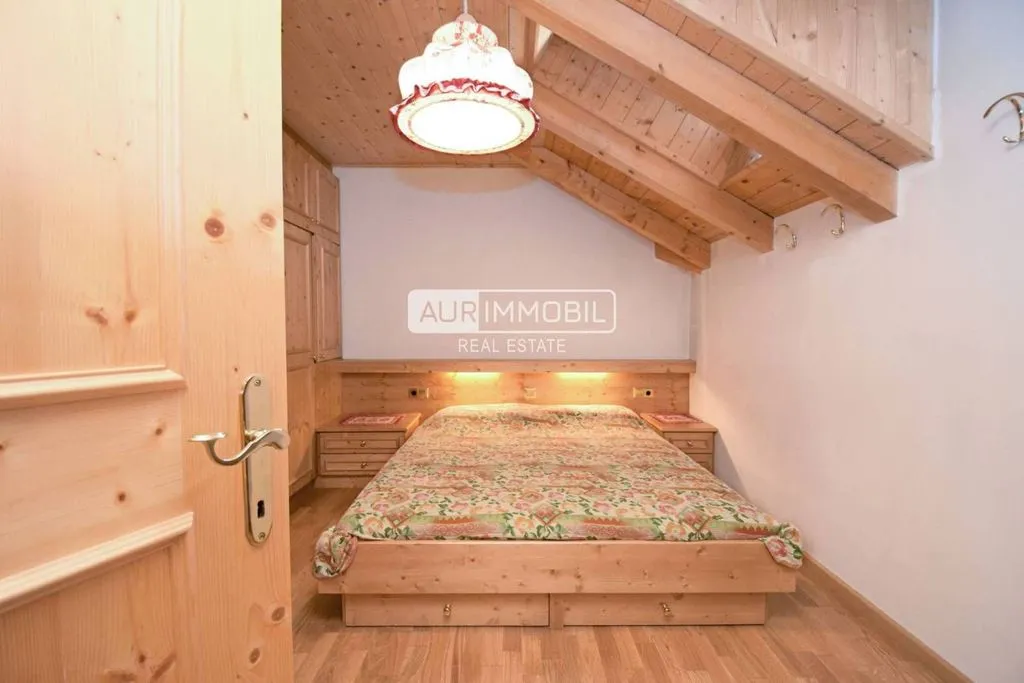 Magamistoad - Luxury Flat with Balcony in Innichen