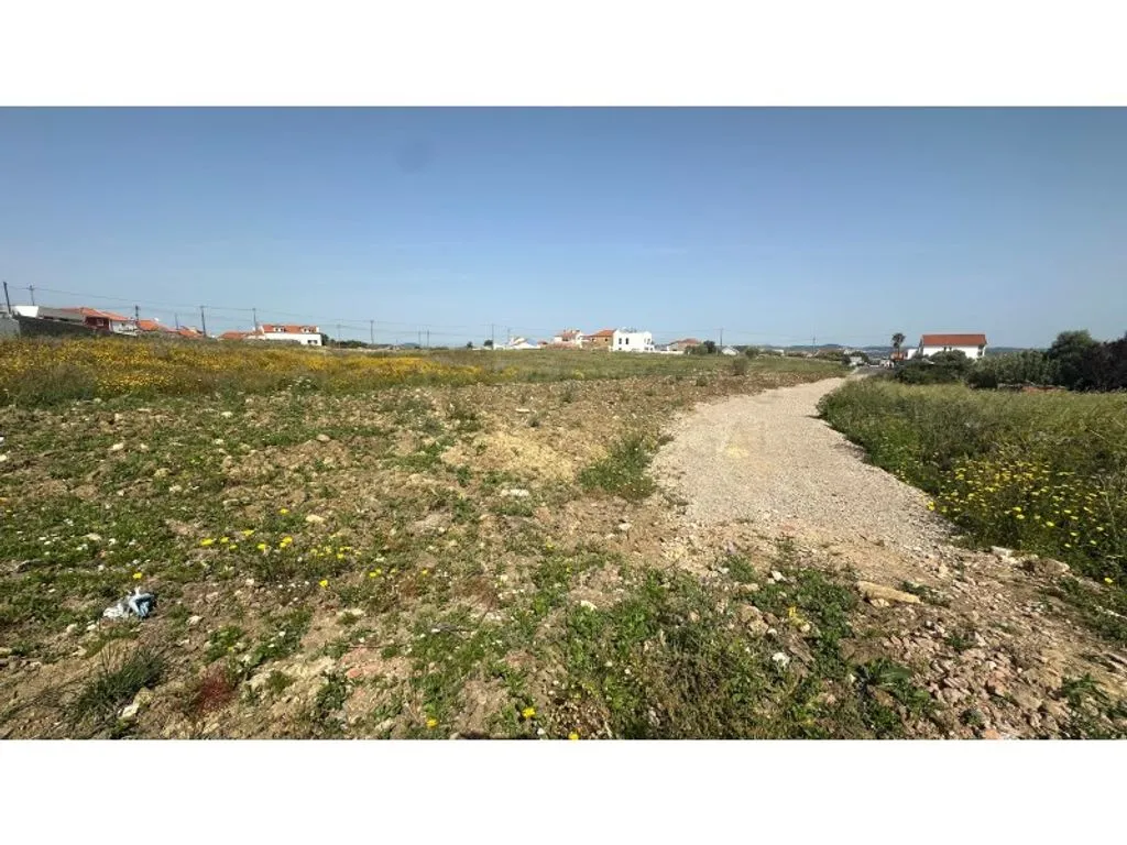 Jardin - Urban Plot with Serra de Sintra Views in Terrugem