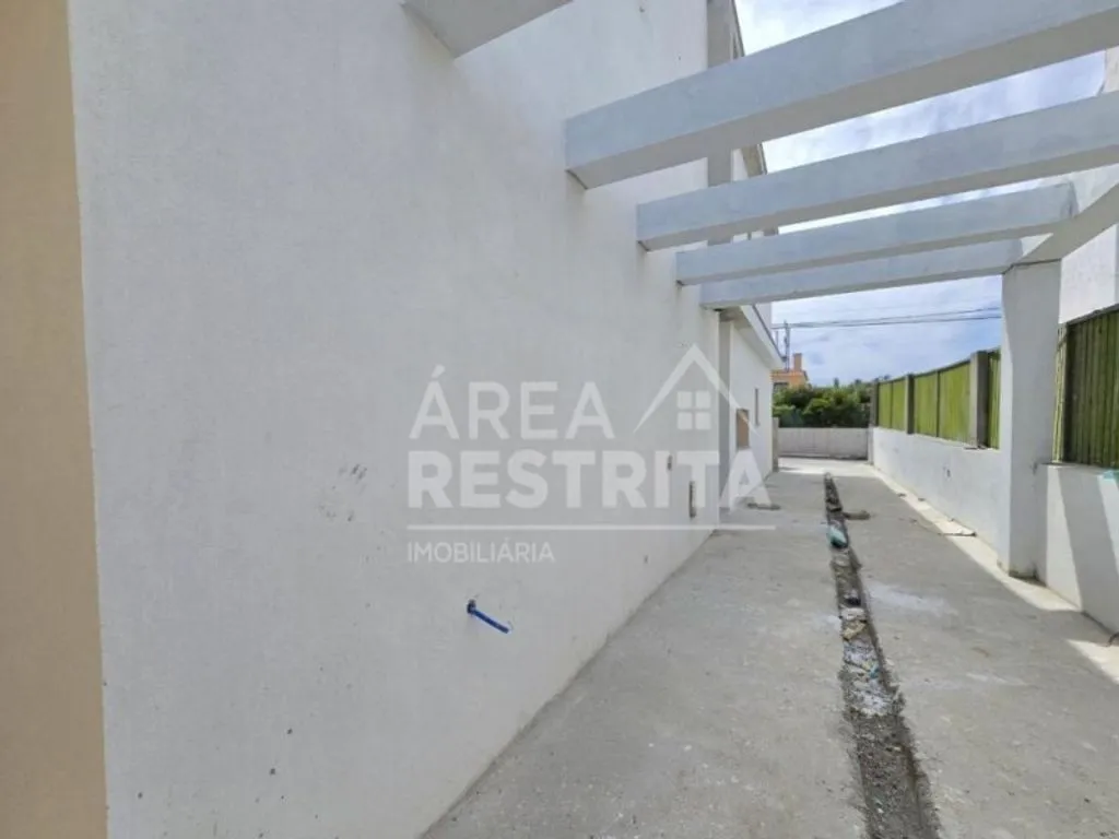 Jardin - Contemporary Semidetached House in Seixal